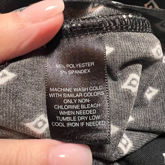 Ladies White House Black Market Tiered Dress‎ Size SMALL Sleeveless Party - Picture 4 of 4